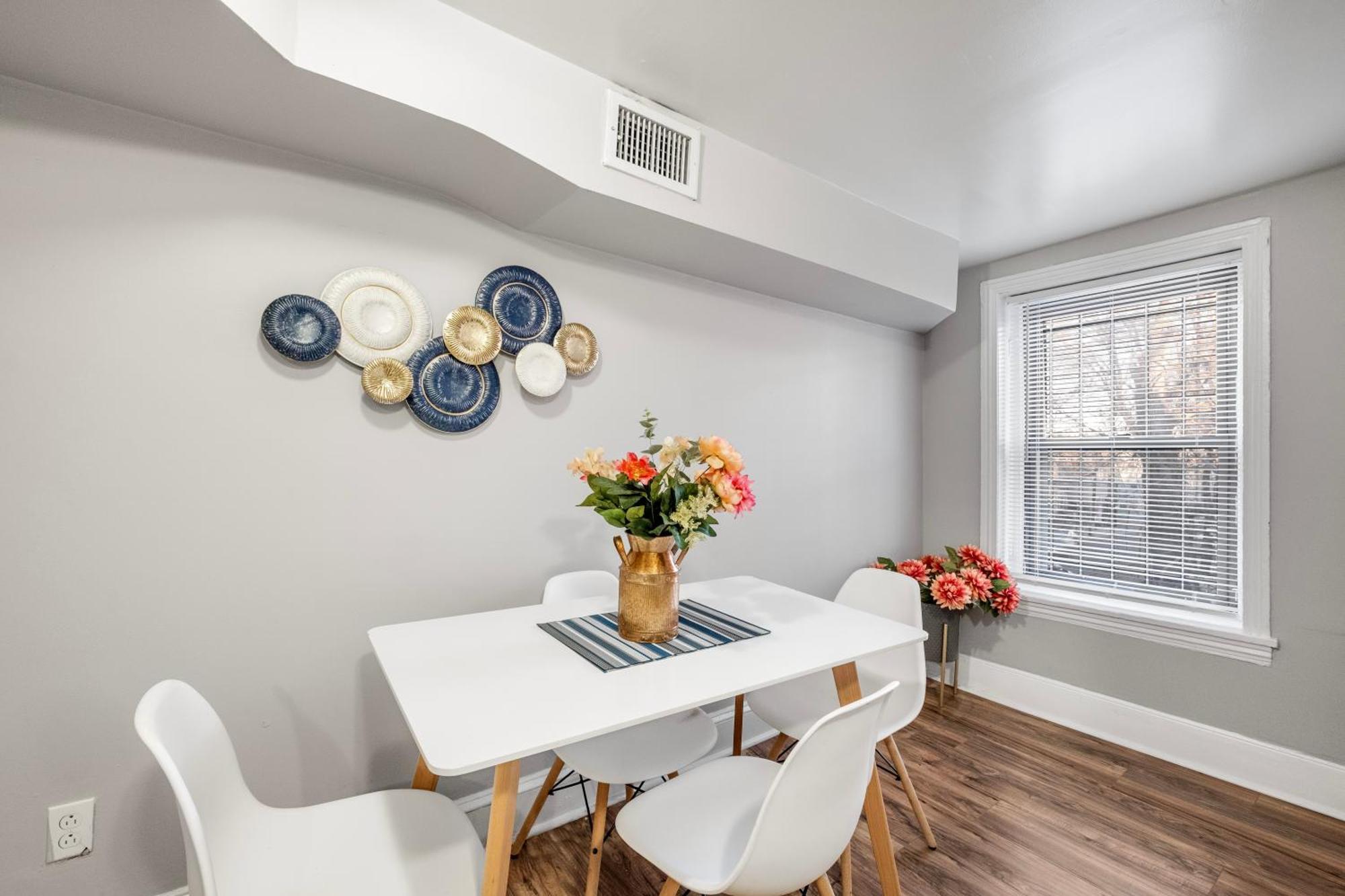 Spacious 2br In Univ City Philadelphia